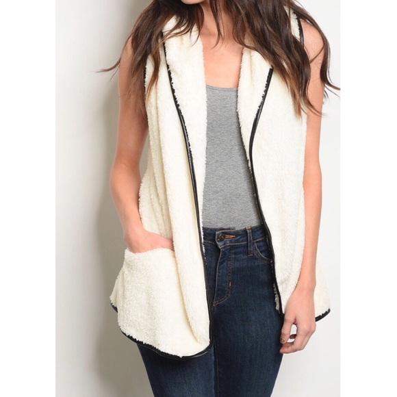 Ivory Fur Vest - Picture 1 of 4